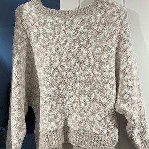 WOMENS SWEATER